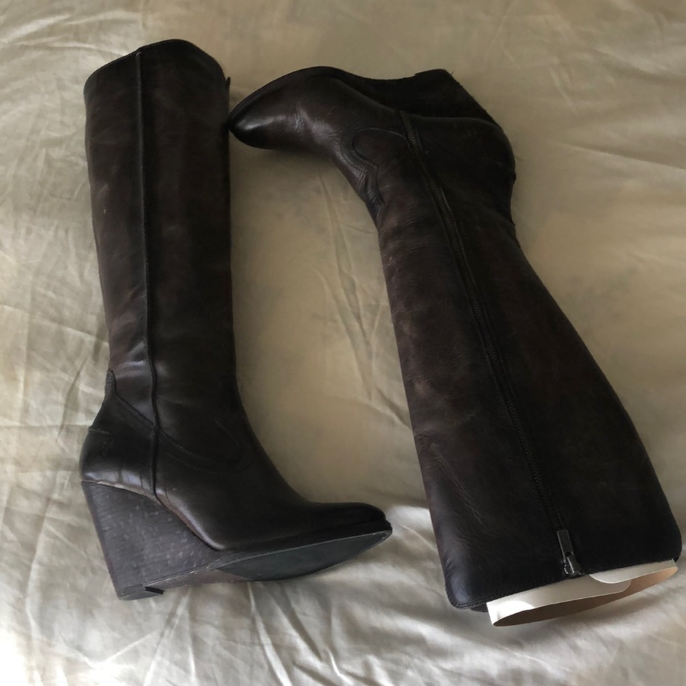 Women’s Frye boots NWT